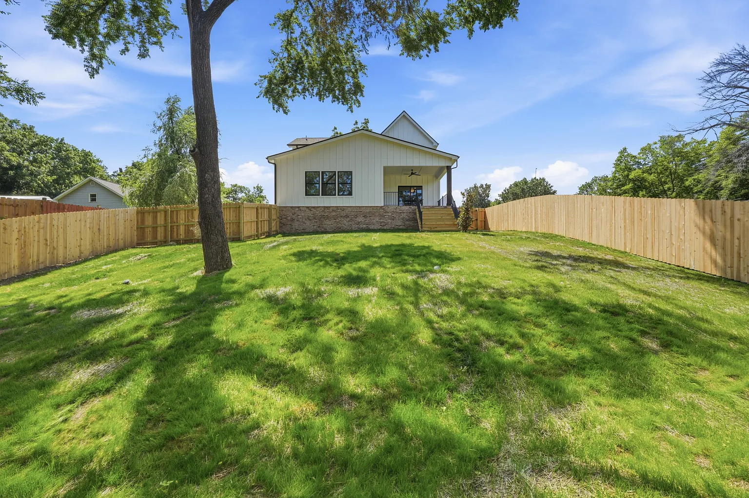 The Edwards Residence — photo 4 of 58